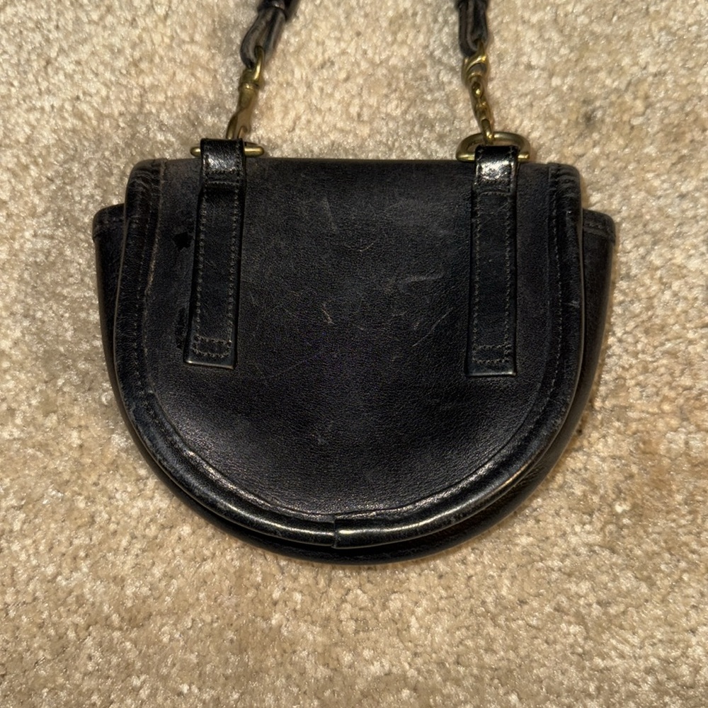 Vintage Coach Black Leather Mini Crossbody Bag - Picture 3 of 9